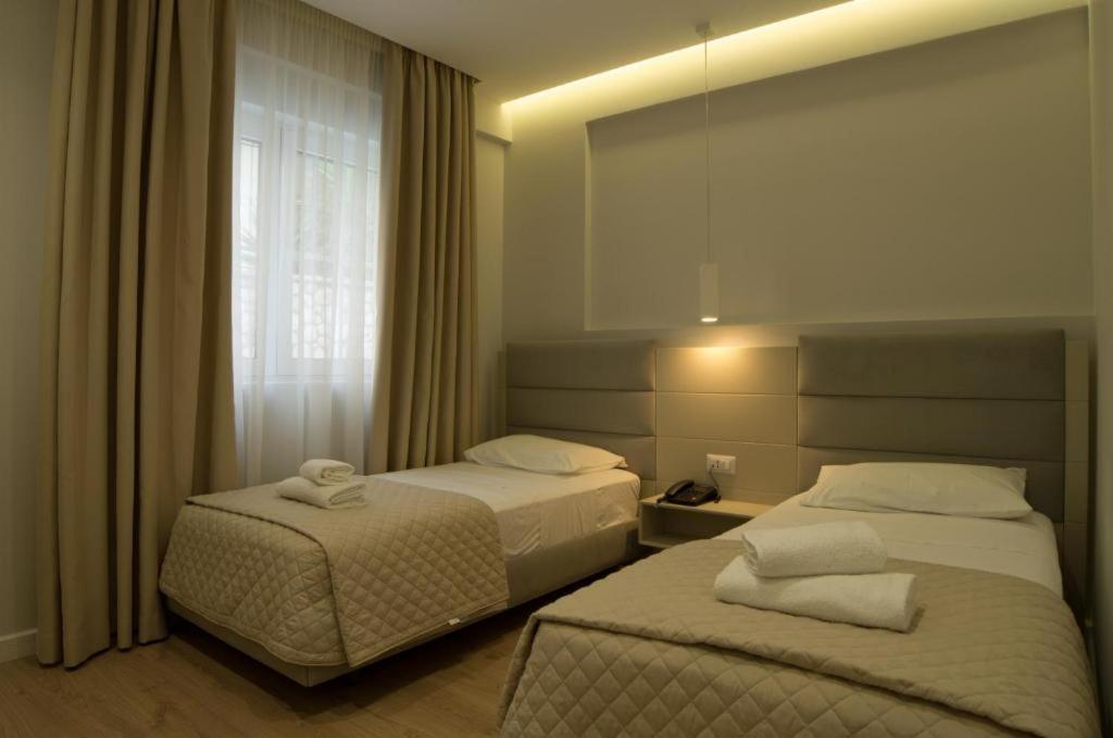 Hotel Vila Kalcuni ساراندا المظهر الخارجي الصورة