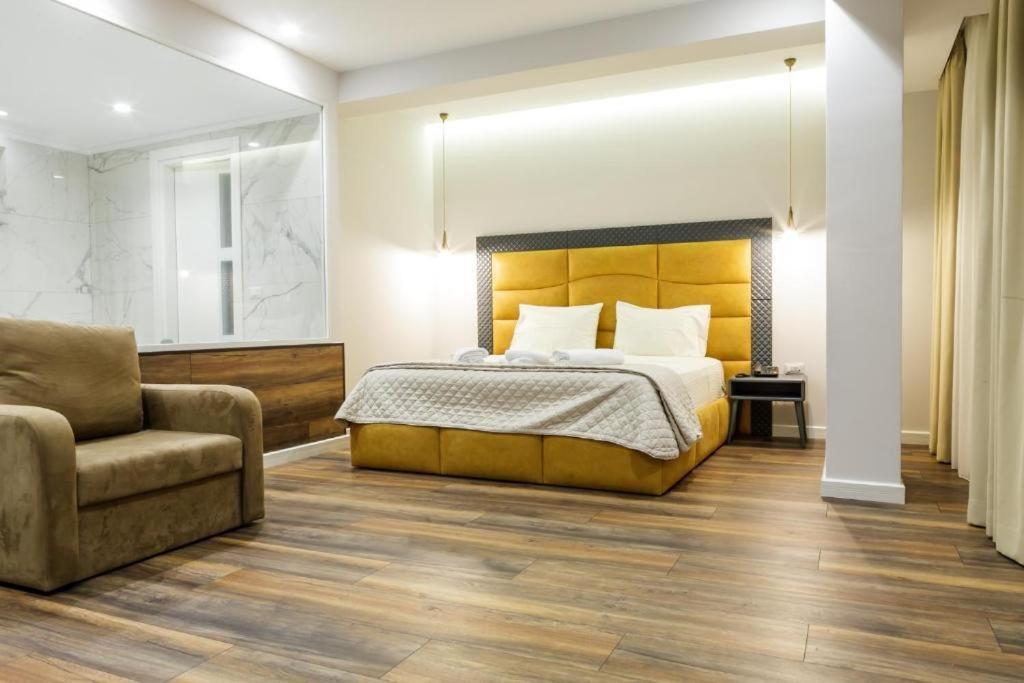 Hotel Vila Kalcuni ساراندا المظهر الخارجي الصورة
