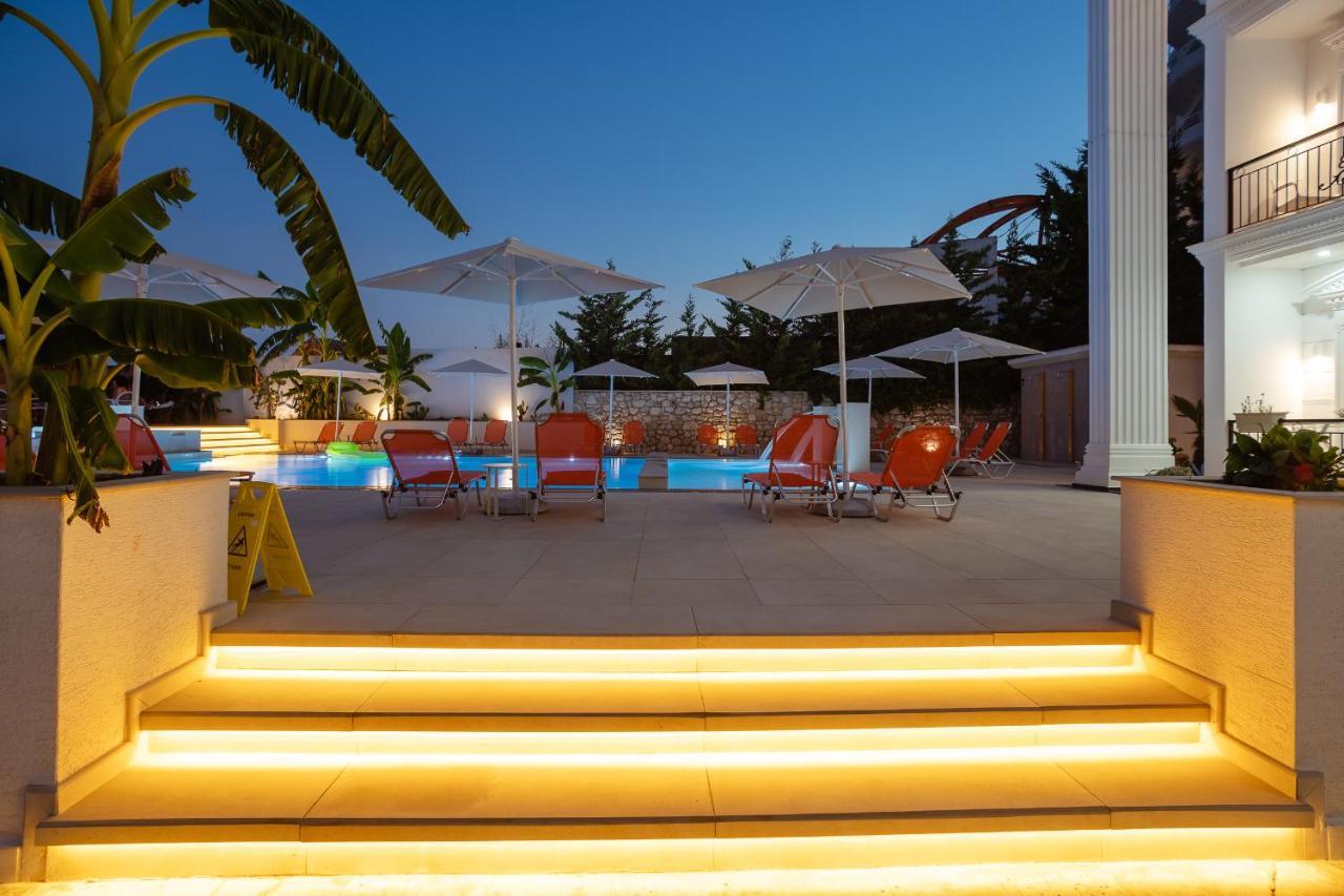 Hotel Vila Kalcuni ساراندا المظهر الخارجي الصورة