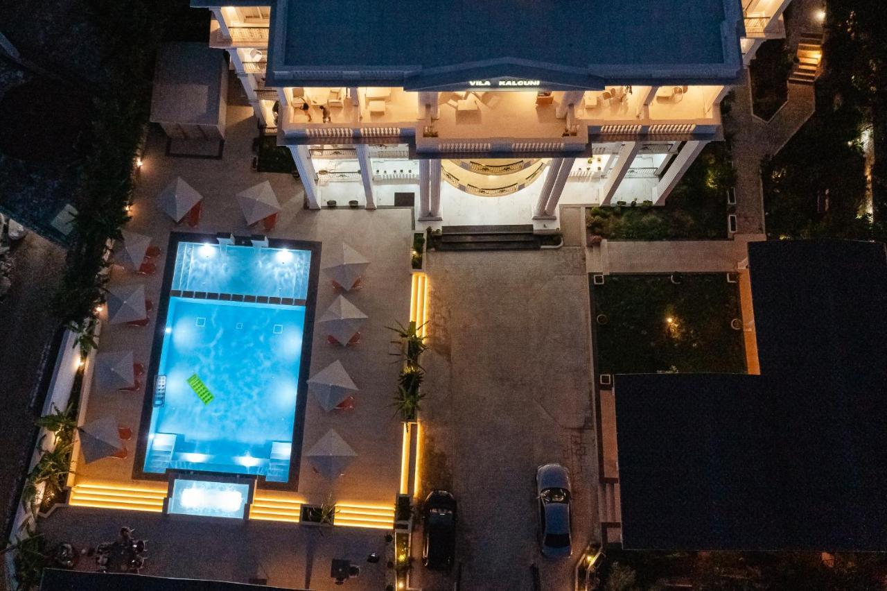 Hotel Vila Kalcuni ساراندا المظهر الخارجي الصورة