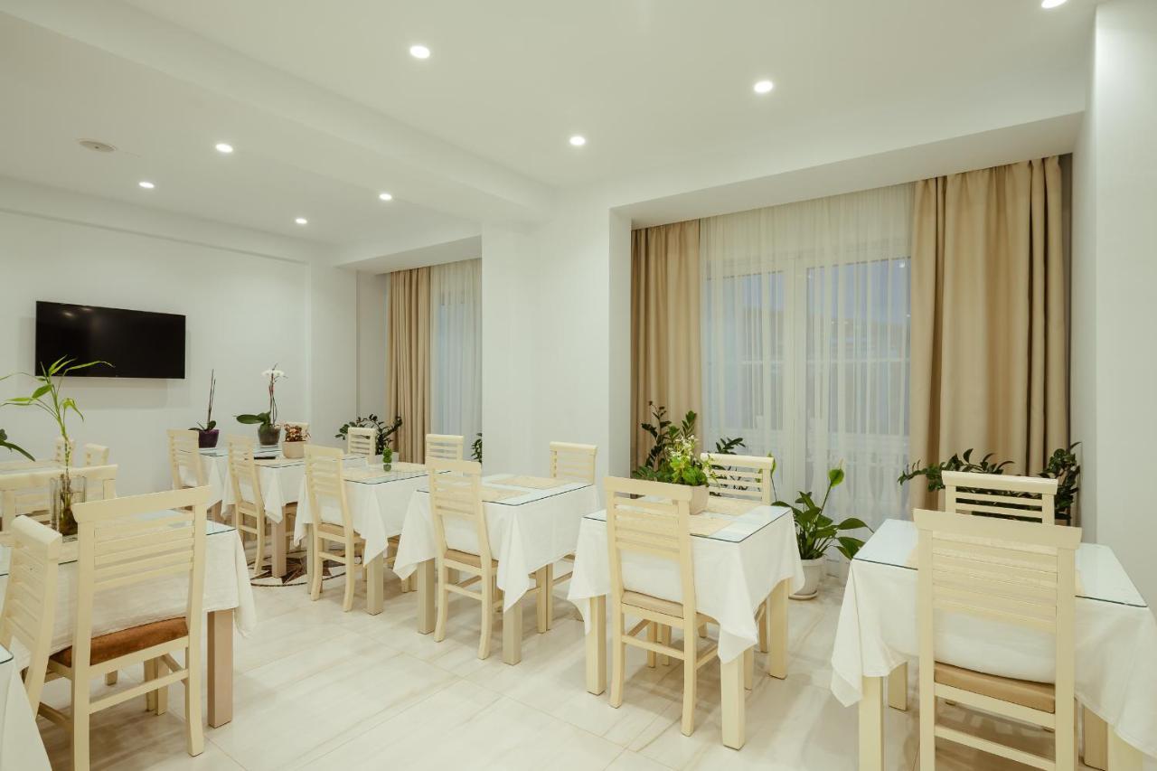 Hotel Vila Kalcuni ساراندا المظهر الخارجي الصورة