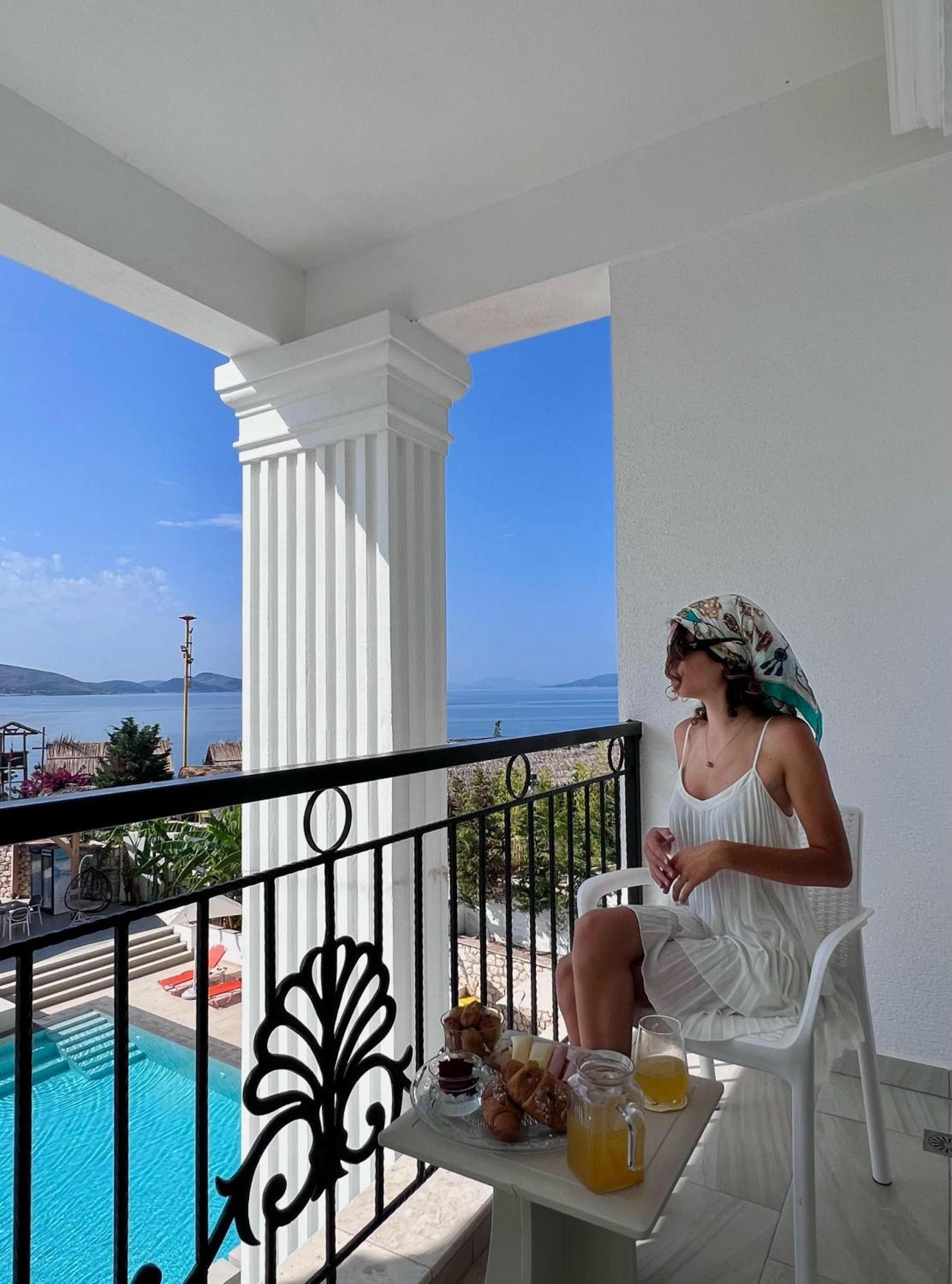 Hotel Vila Kalcuni ساراندا المظهر الخارجي الصورة